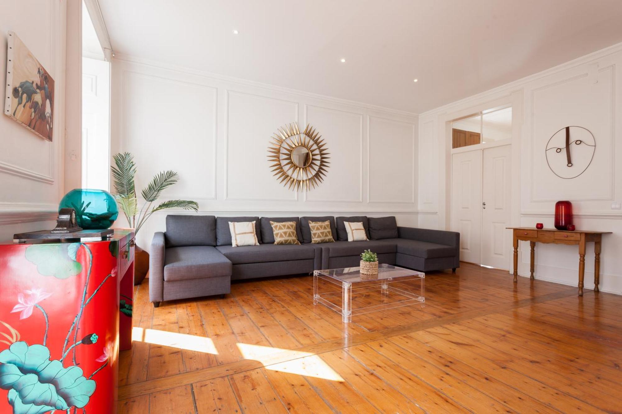 Tejo Vintage Three-Bedroom Apartment - By Lu Holidays Lisboa Extérieur photo