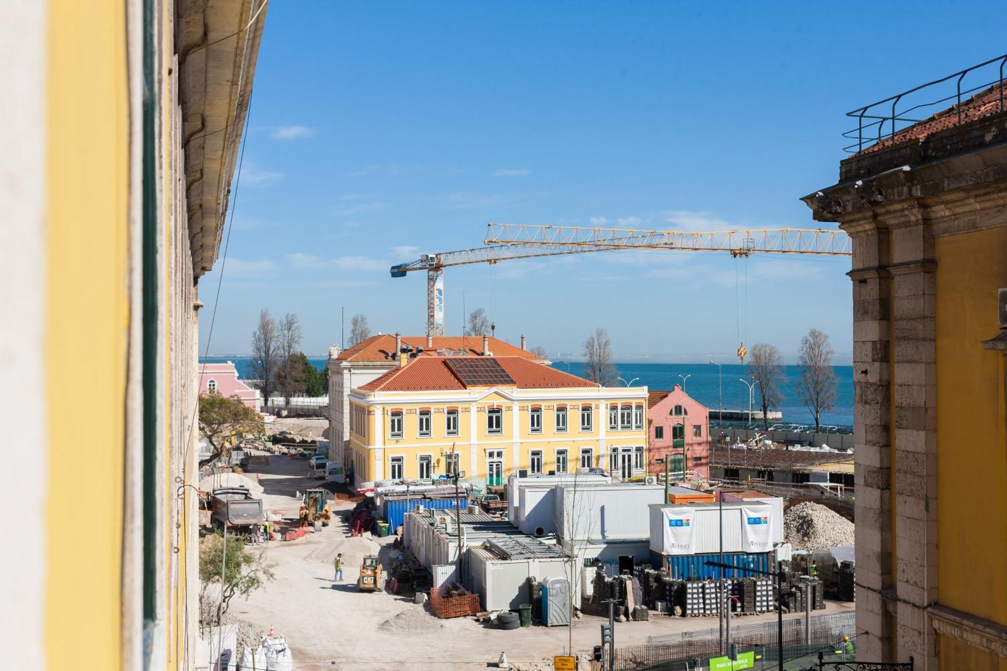 Tejo Vintage Three-Bedroom Apartment - By Lu Holidays Lisboa Extérieur photo